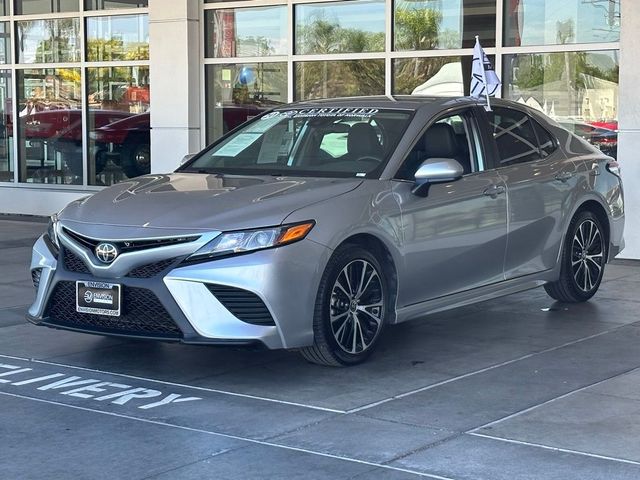 2020 Toyota Camry SE