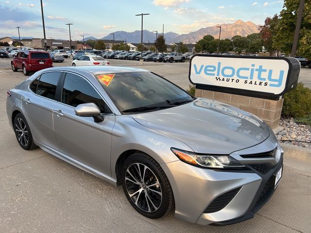 2020 Toyota Camry SE Nightshade