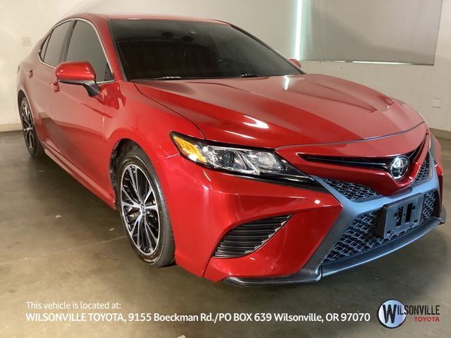 2020 Toyota Camry SE