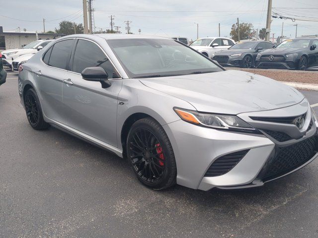 2020 Toyota Camry SE