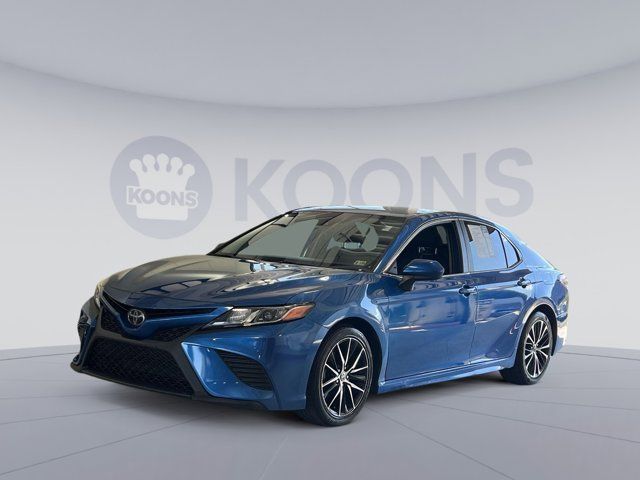 2020 Toyota Camry SE