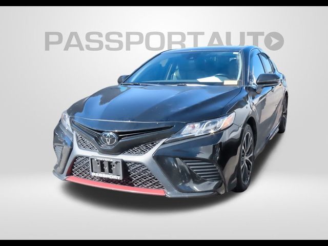 2020 Toyota Camry SE