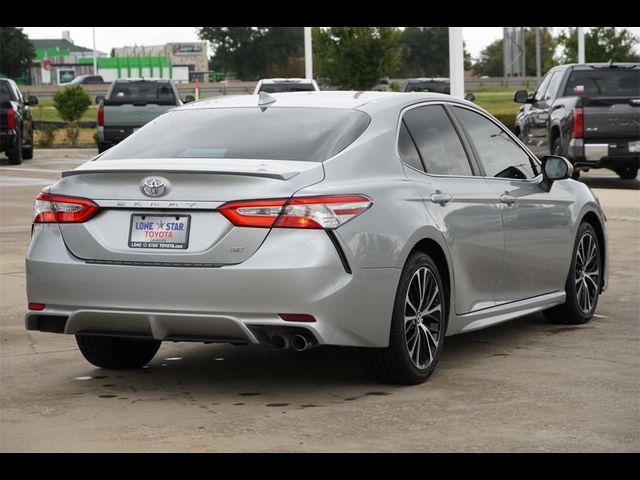 2020 Toyota Camry SE