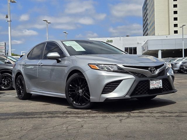 2020 Toyota Camry SE