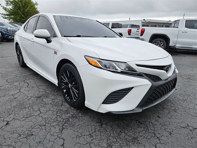 2020 Toyota Camry SE Nightshade