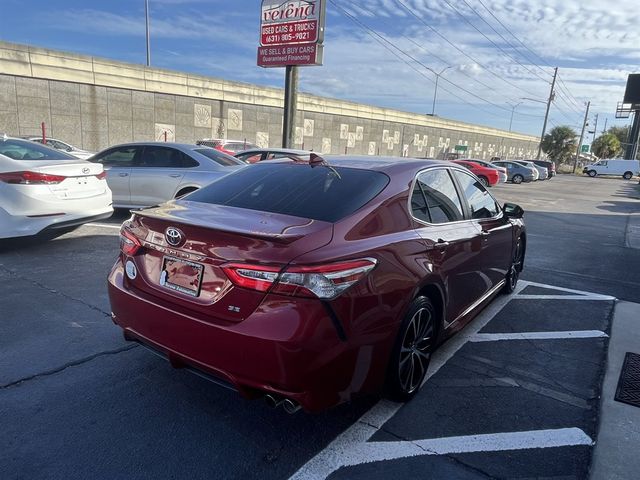 2020 Toyota Camry SE