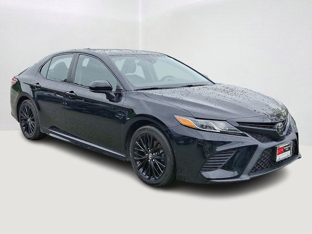 2020 Toyota Camry SE Nightshade