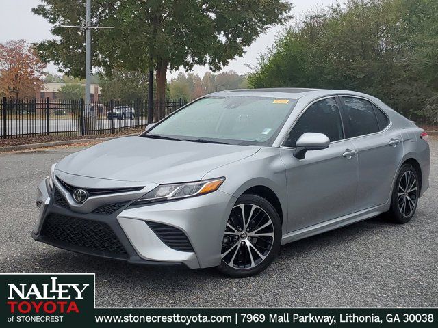 2020 Toyota Camry SE