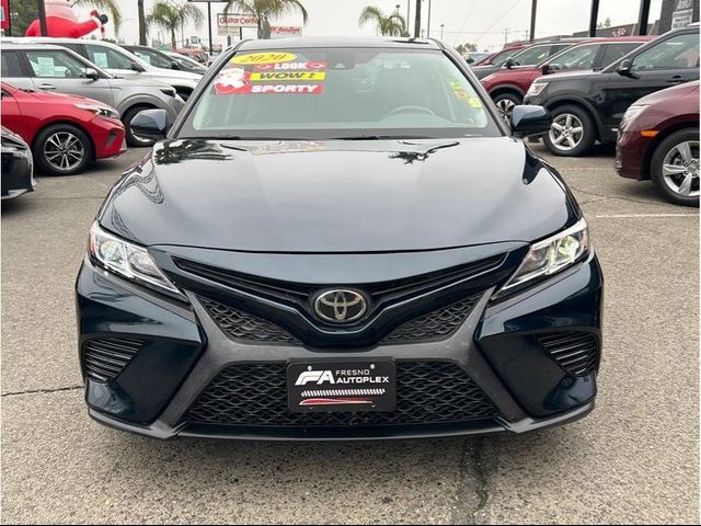 2020 Toyota Camry SE