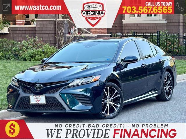 2020 Toyota Camry SE