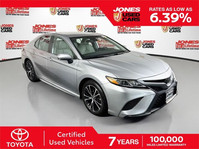 2020 Toyota Camry SE