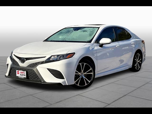 2020 Toyota Camry SE