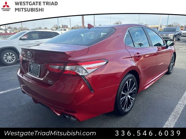 2020 Toyota Camry SE