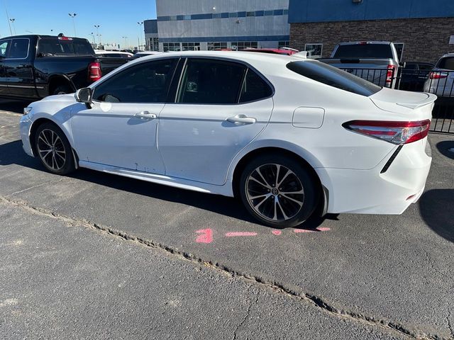 2020 Toyota Camry SE Nightshade