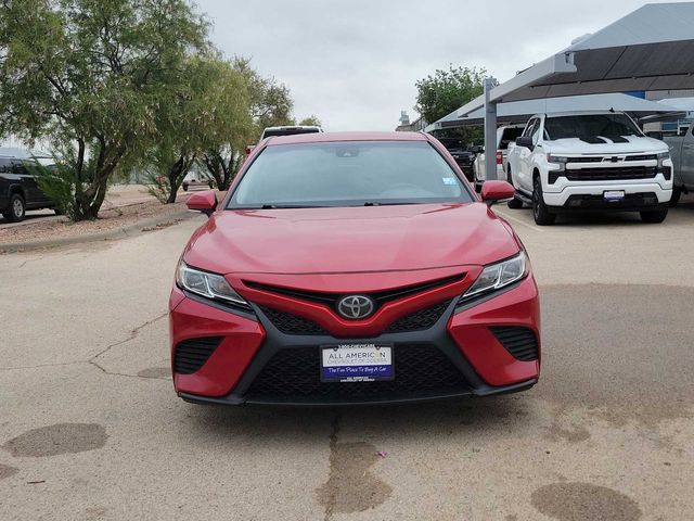 2020 Toyota Camry SE