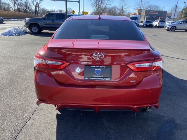 2020 Toyota Camry SE