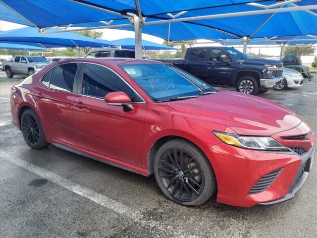 2020 Toyota Camry SE