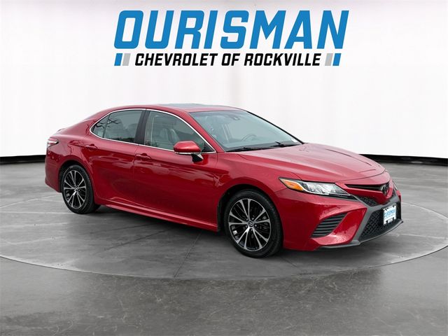 2020 Toyota Camry SE