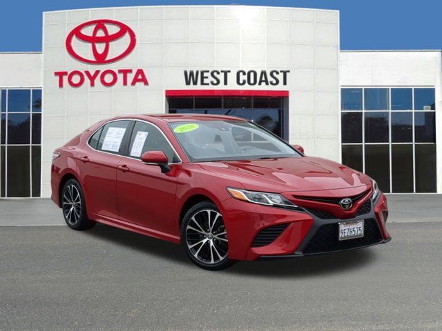 2020 Toyota Camry SE