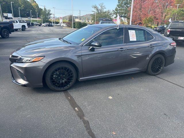 2020 Toyota Camry SE