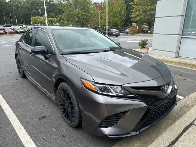 2020 Toyota Camry SE