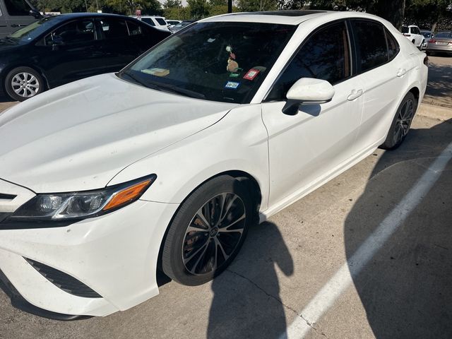 2020 Toyota Camry SE