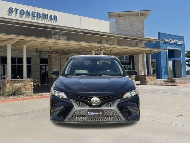2020 Toyota Camry SE