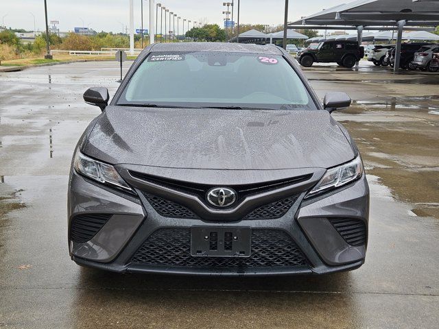 2020 Toyota Camry SE