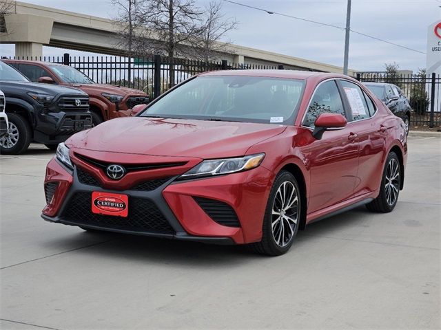 2020 Toyota Camry SE