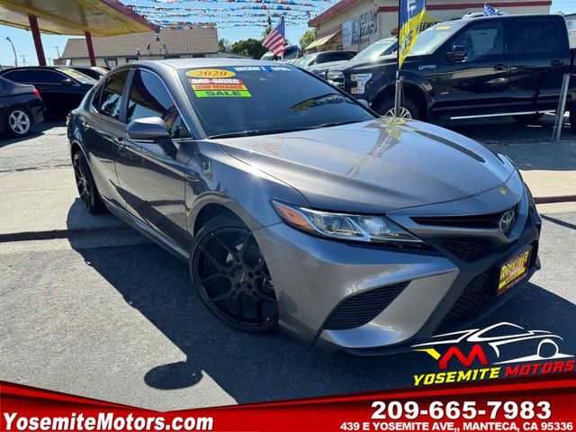 2020 Toyota Camry SE