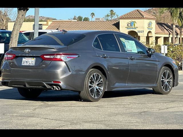 2020 Toyota Camry SE