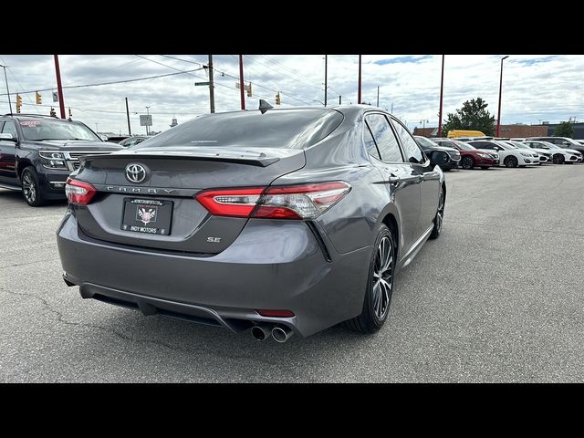 2020 Toyota Camry SE