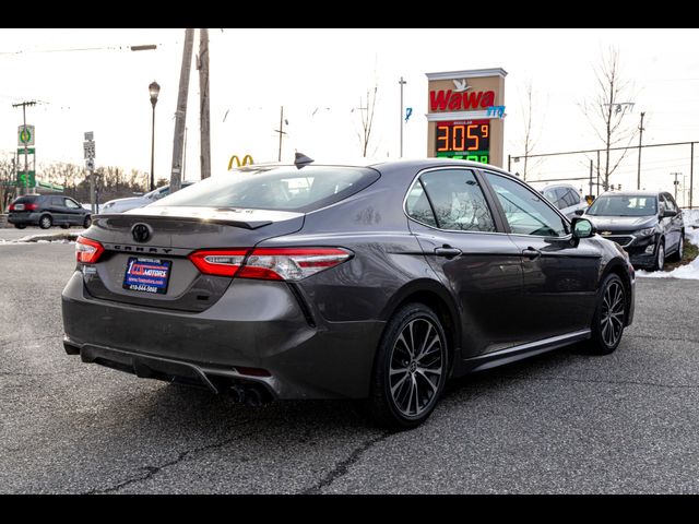 2020 Toyota Camry SE