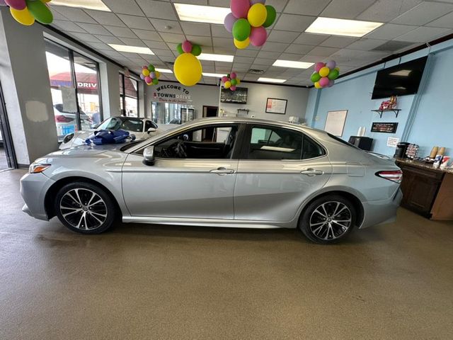 2020 Toyota Camry 