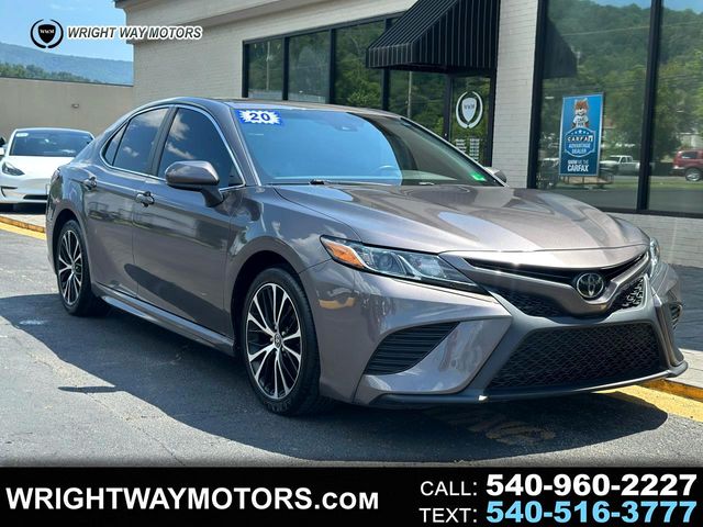 2020 Toyota Camry SE Nightshade