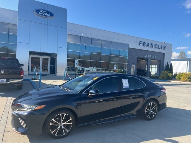 2020 Toyota Camry SE Nightshade