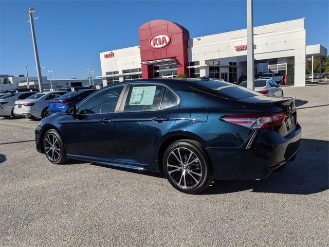 2020 Toyota Camry SE Nightshade