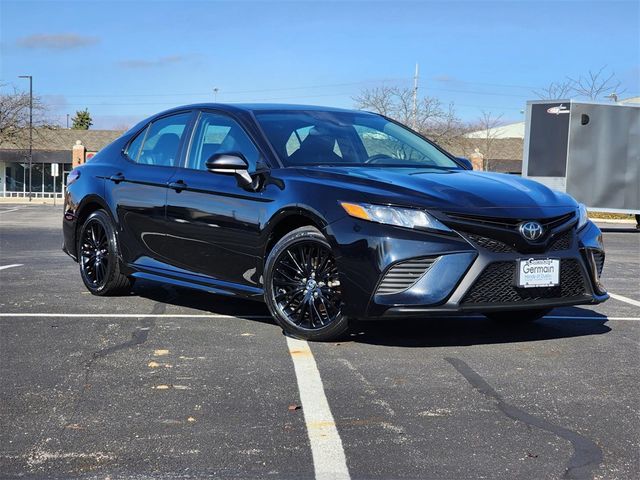 2020 Toyota Camry SE Nightshade