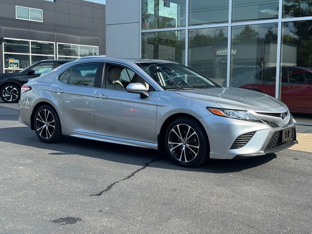 2020 Toyota Camry SE Nightshade