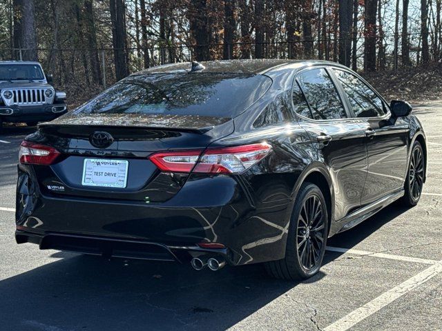 2020 Toyota Camry SE Nightshade