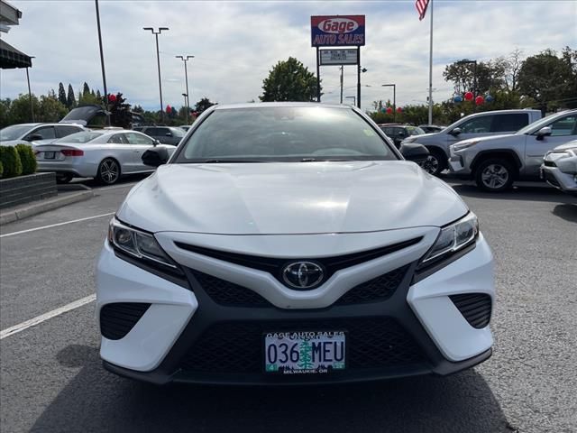 2020 Toyota Camry SE Nightshade