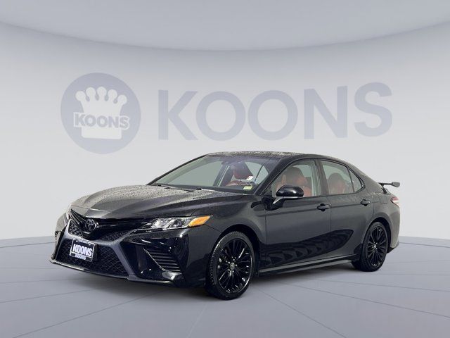 2020 Toyota Camry SE Nightshade