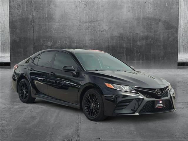 2020 Toyota Camry SE Nightshade
