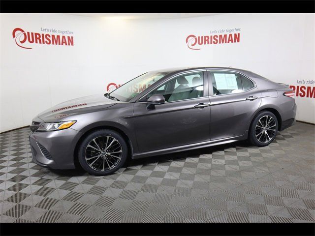 2020 Toyota Camry SE Nightshade