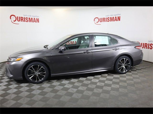 2020 Toyota Camry SE Nightshade