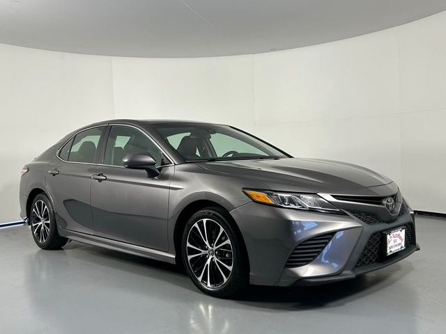 2020 Toyota Camry SE Nightshade