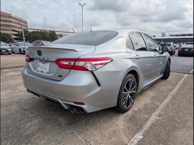 2020 Toyota Camry SE Nightshade