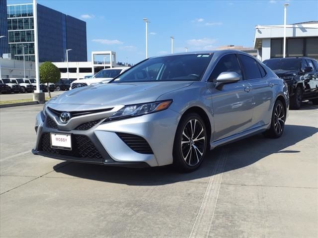 2020 Toyota Camry SE Nightshade