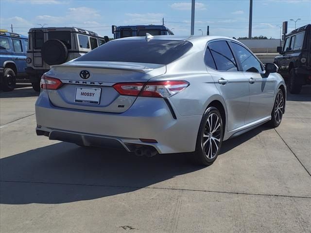 2020 Toyota Camry SE Nightshade