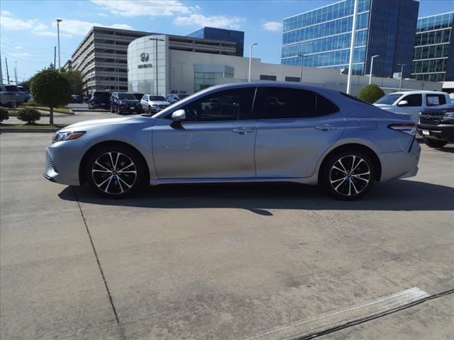 2020 Toyota Camry SE Nightshade